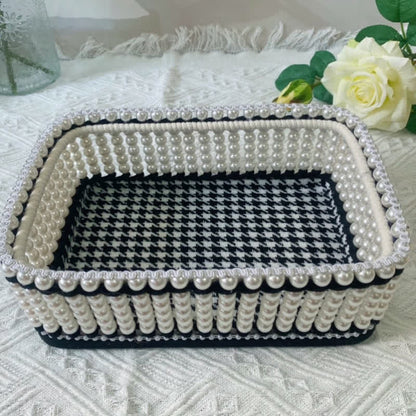 Panier de rangement en perles fait main