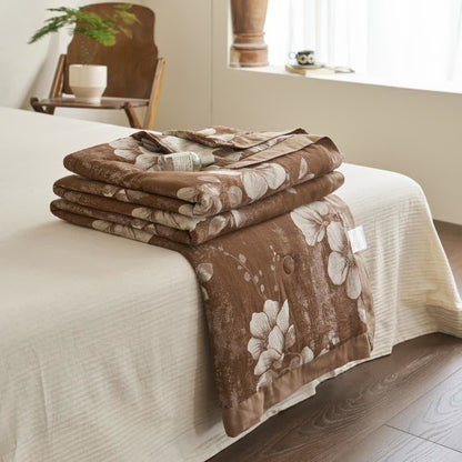 Couette jacquard en gaze de coton de style rétro avec motif floral