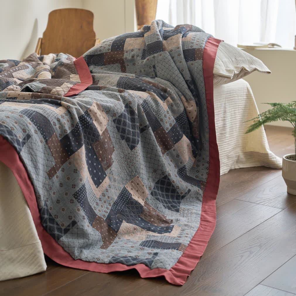 Couette légère en gaze de coton à motif patchwork
