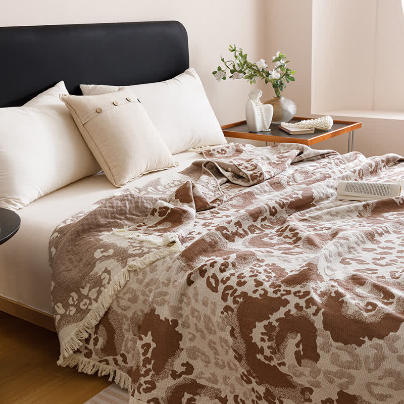 Couette réversible en gaze de coton vintage et pompon