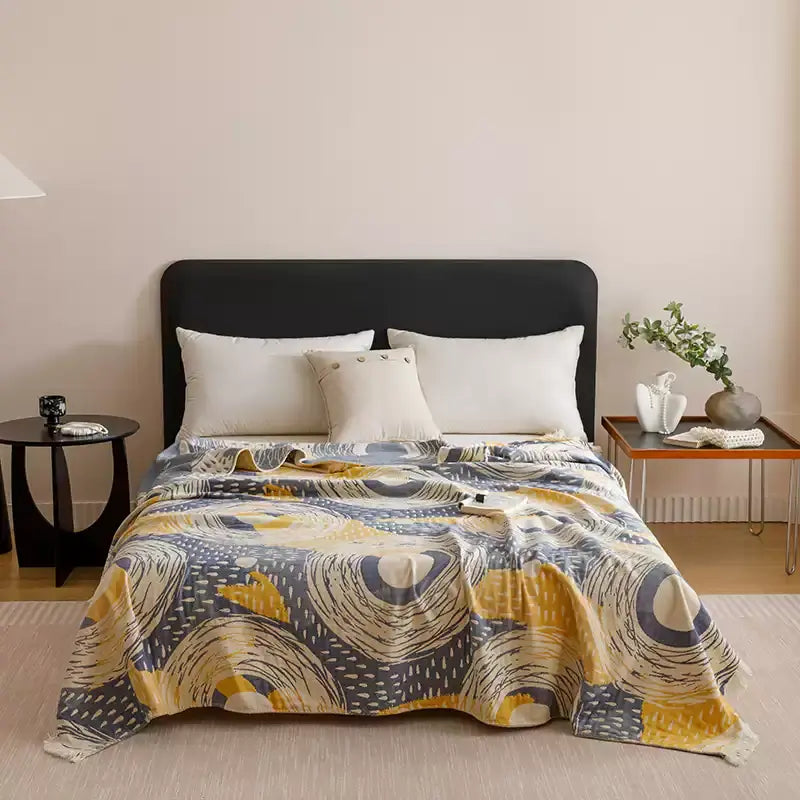 Couette douce avec quatre couches de gaze de coton et pompons