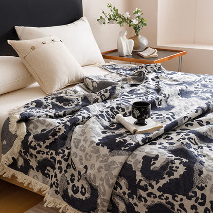 Couette réversible en gaze de coton vintage et pompon