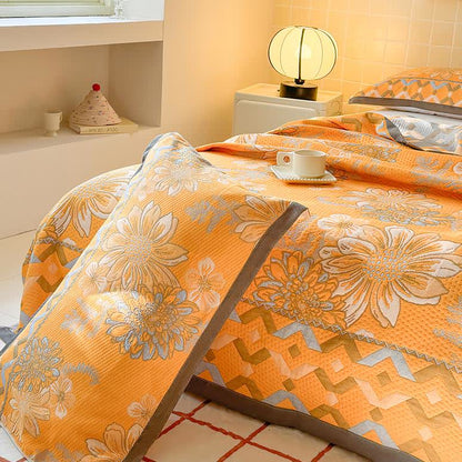 Couette élégante et légère en gaze de coton à motif floral