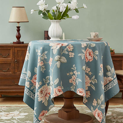 Nappe élégante avec motif de grue fleurie