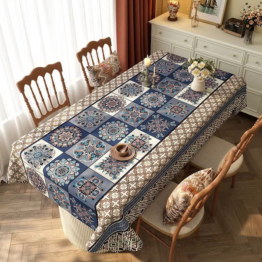 Nappe imperméable à motif géométrique bohème