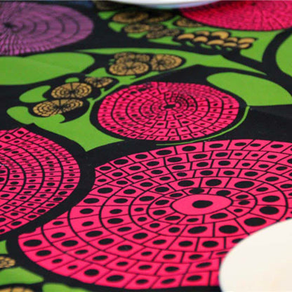 Nappe colorée de style ethnique