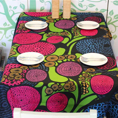 Nappe colorée de style ethnique