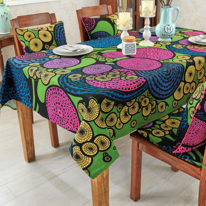 Nappe colorée de style ethnique