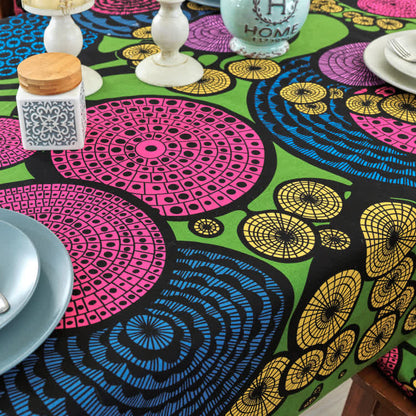 Nappe colorée de style ethnique