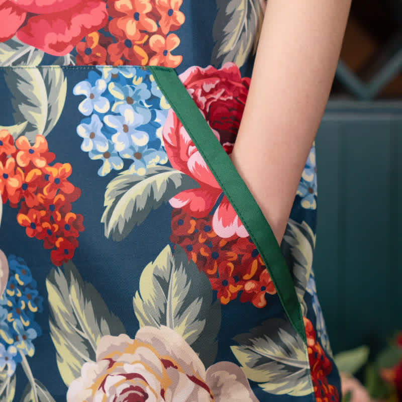 Tablier imperméable élégant à motif rose avec poche