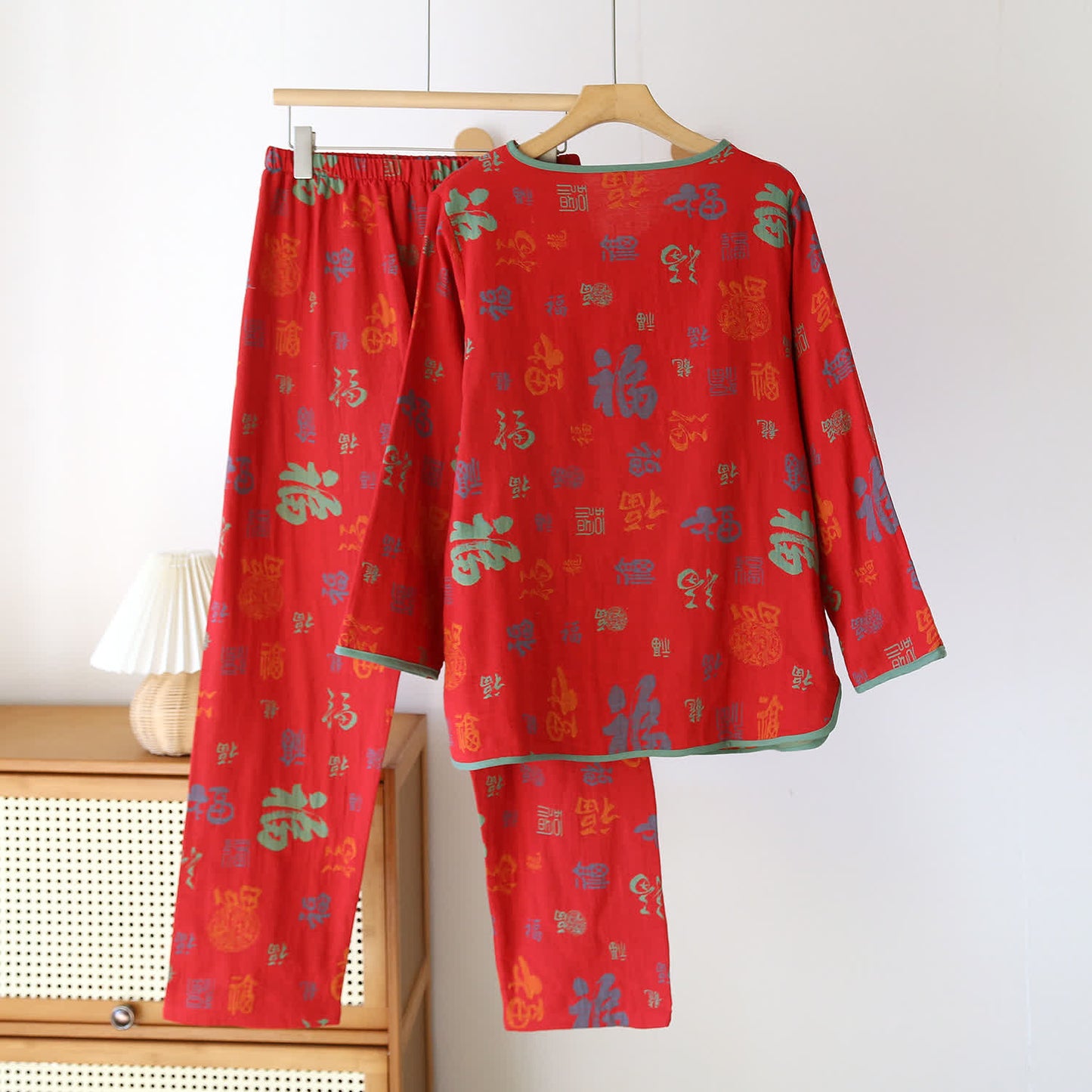 Ensemble de nuit vintage en gaze de coton à col en V