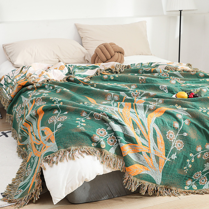 Couette réversible en gaze de coton avec pompons et rafraîchisseur en forme d'herbe