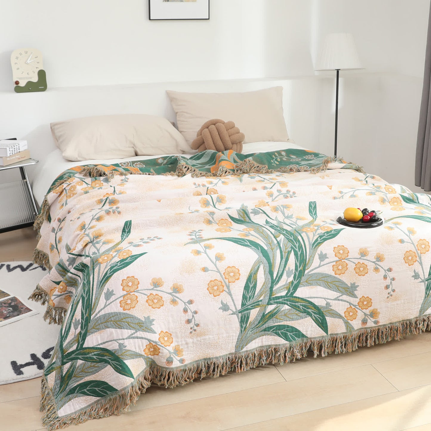 Couette réversible en gaze de coton avec pompons et rafraîchisseur en forme d'herbe