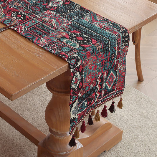 Chemin de table luxueux au style ethnique rétro