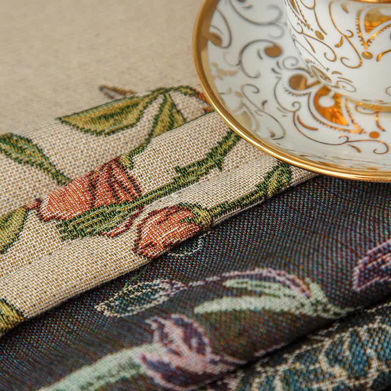 Nappe élégante teinte en fil avec fleurs et oiseaux