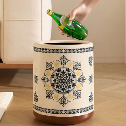 Poubelle élégante, double couche et fonctionnelle
