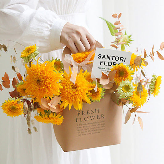 Sacs cadeaux en papier kraft avec motif floral et poignée