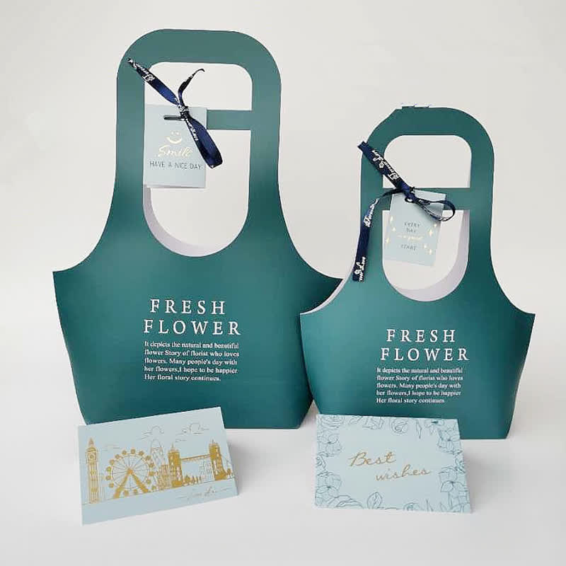 Sacs cadeaux en papier kraft avec motif floral et poignée