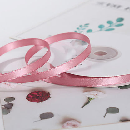 Ruban décoratif pour un emballage cadeau luxueux