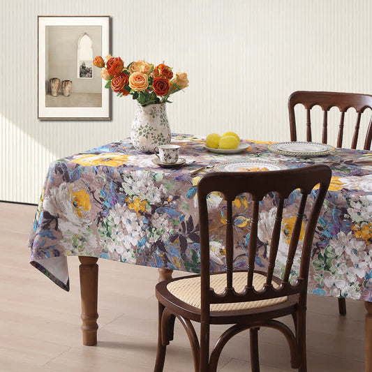 Nappe avec peinture à l'huile vintage et motif floral