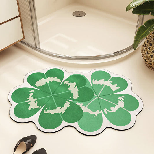 Tapis de sol absorbant en boue de diatomées avec trèfle à quatre feuilles