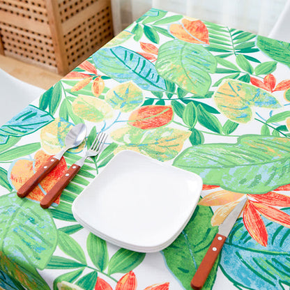 Nappe imperméable de style pastoral avec des feuilles vertes
