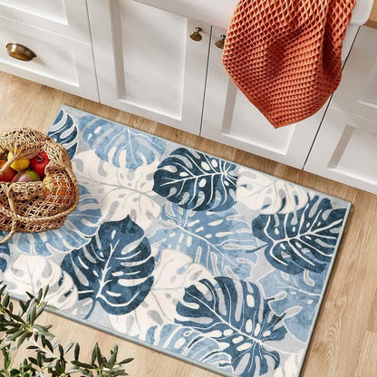 Tapis avec des feuilles et des fleurs tropicales