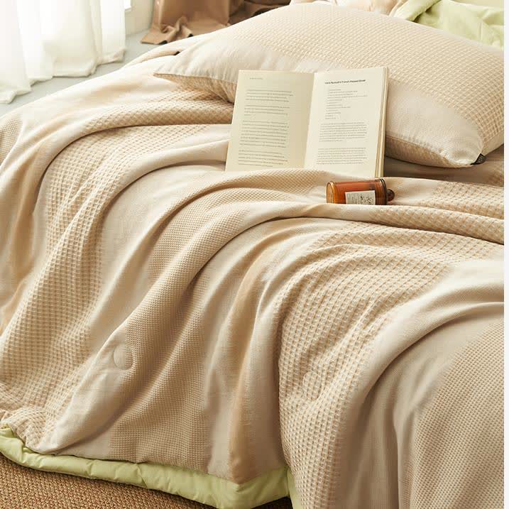 Linge de lit doux en pur coton au style simple