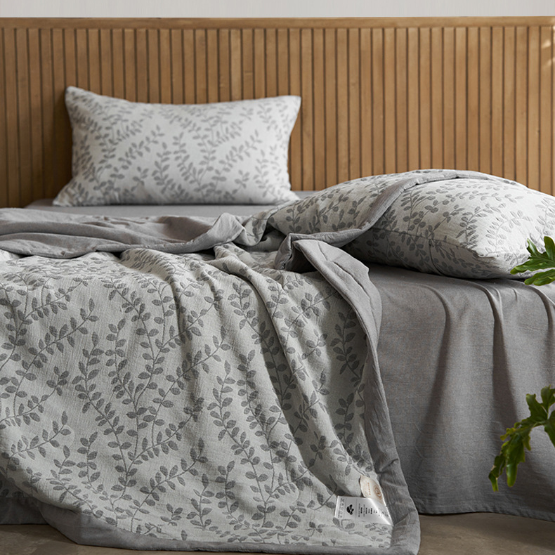Linge de lit en gaze de coton à trois couches avec motif de feuilles jacquard