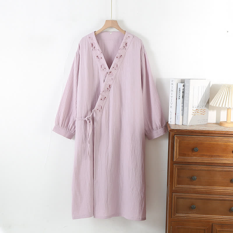 Chemise de nuit en gaze de coton douce avec broderie florale