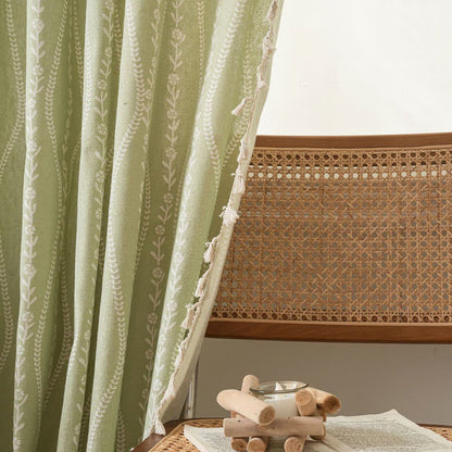 Rideau transparent rustique avec motif floral et feuilles et pompons incurvés