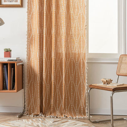 Rideau transparent rustique avec motif floral et feuilles et pompons incurvés