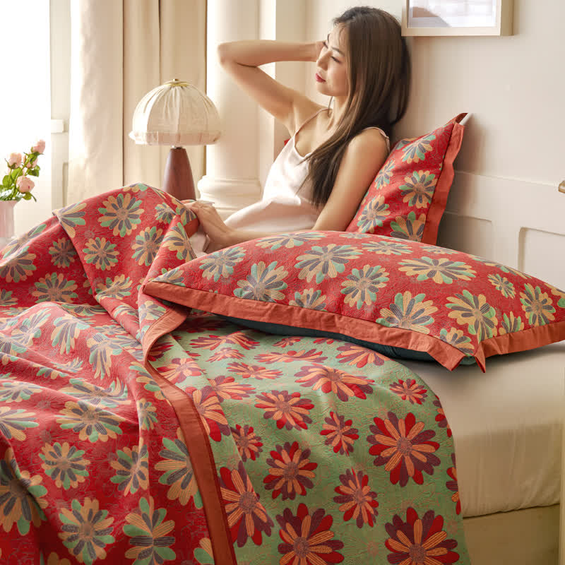 Couette jacquard en gaze de coton teint en fil avec motif floral