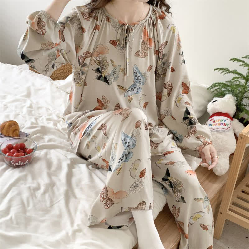 Ensemble de vêtements d'intérieur à col rond avec imprimé floral et papillon