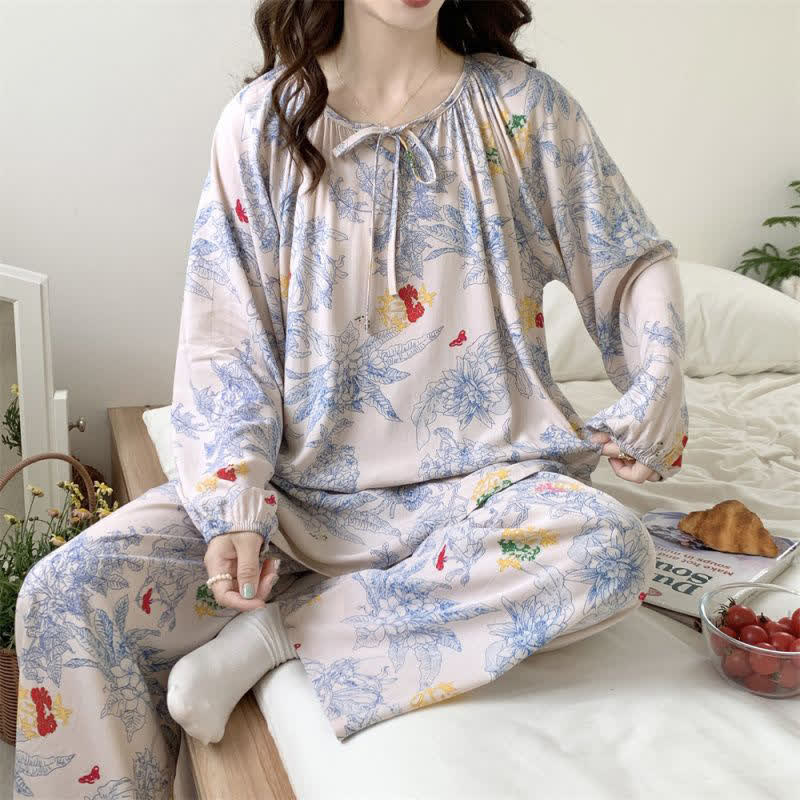 Ensemble de vêtements d'intérieur à col rond avec imprimé floral et papillon