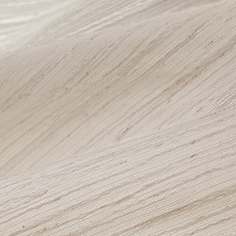 Rideau minimaliste moderne avec structure filtrant la lumière