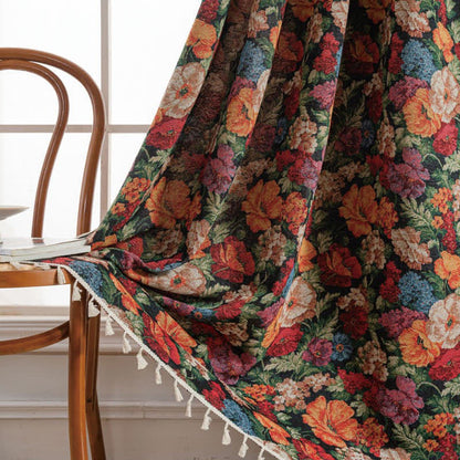 Rideau jacquard semi-occultant à motif floral et pompons