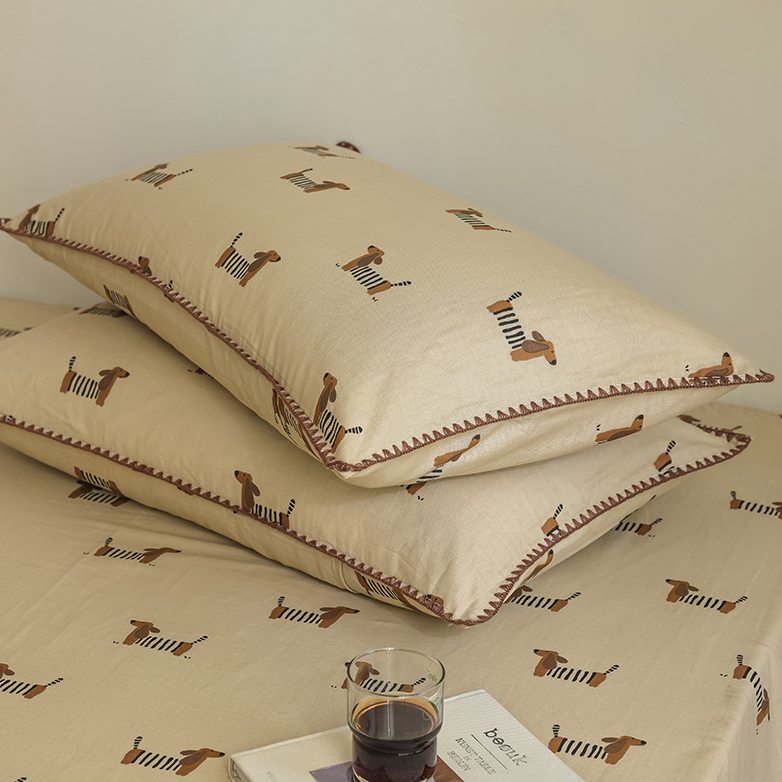 Couette double épaisseur en gaze de coton motif teckel
