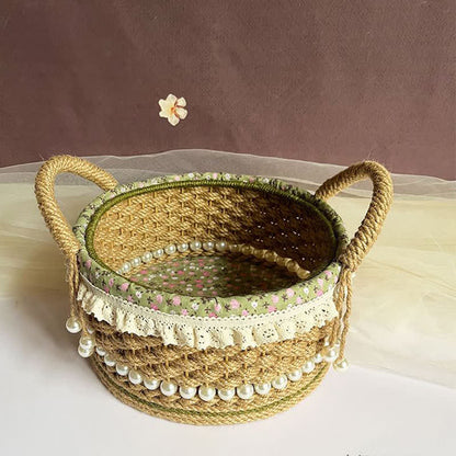 Panier de rangement rustique tissé à la main avec dentelle florale et perles