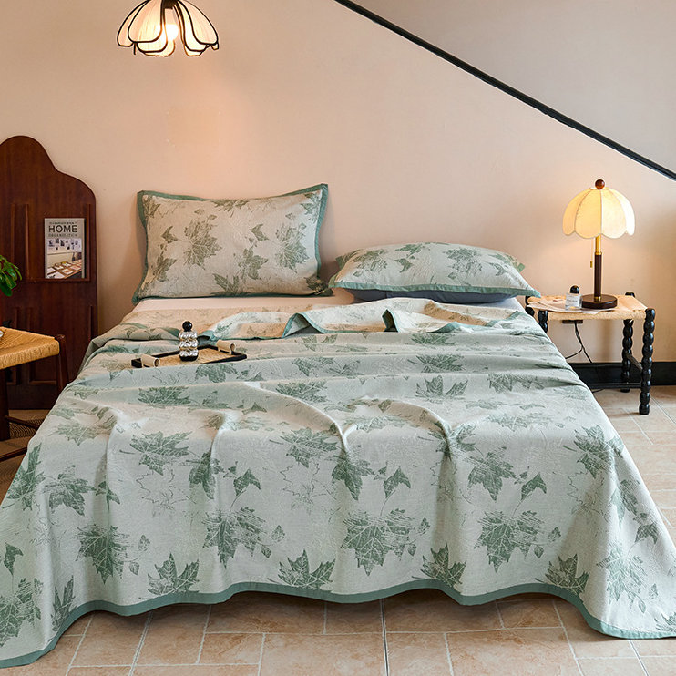 Couette jacquard en gaze de coton avec feuilles d'érable