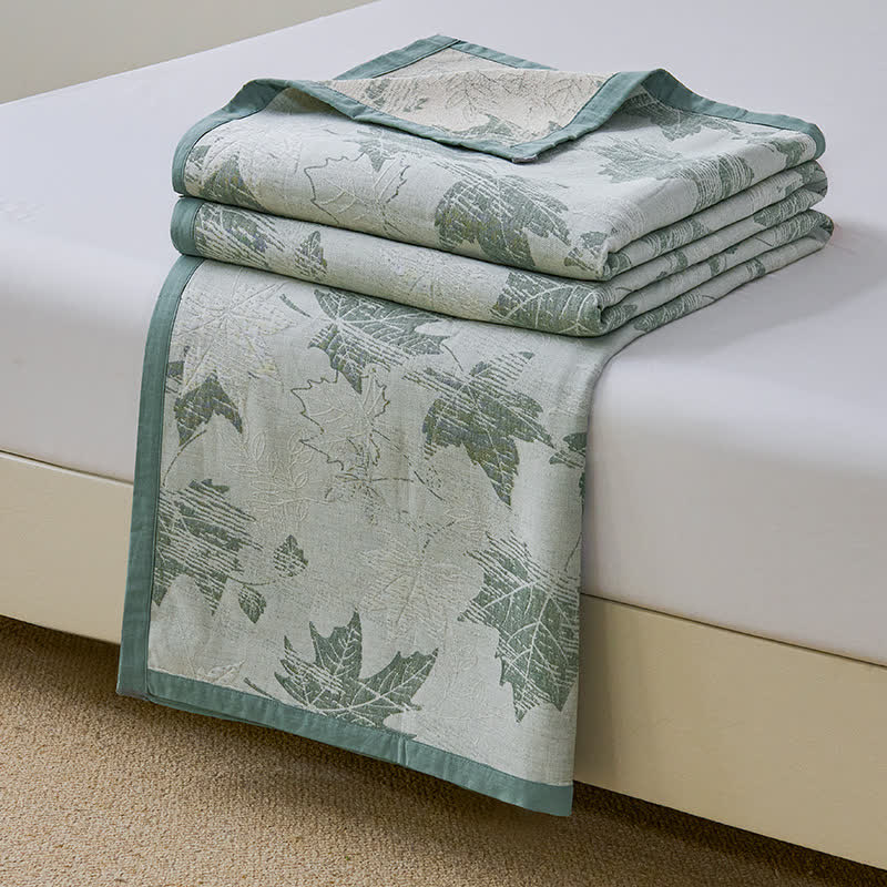 Couette jacquard en gaze de coton avec feuilles d'érable