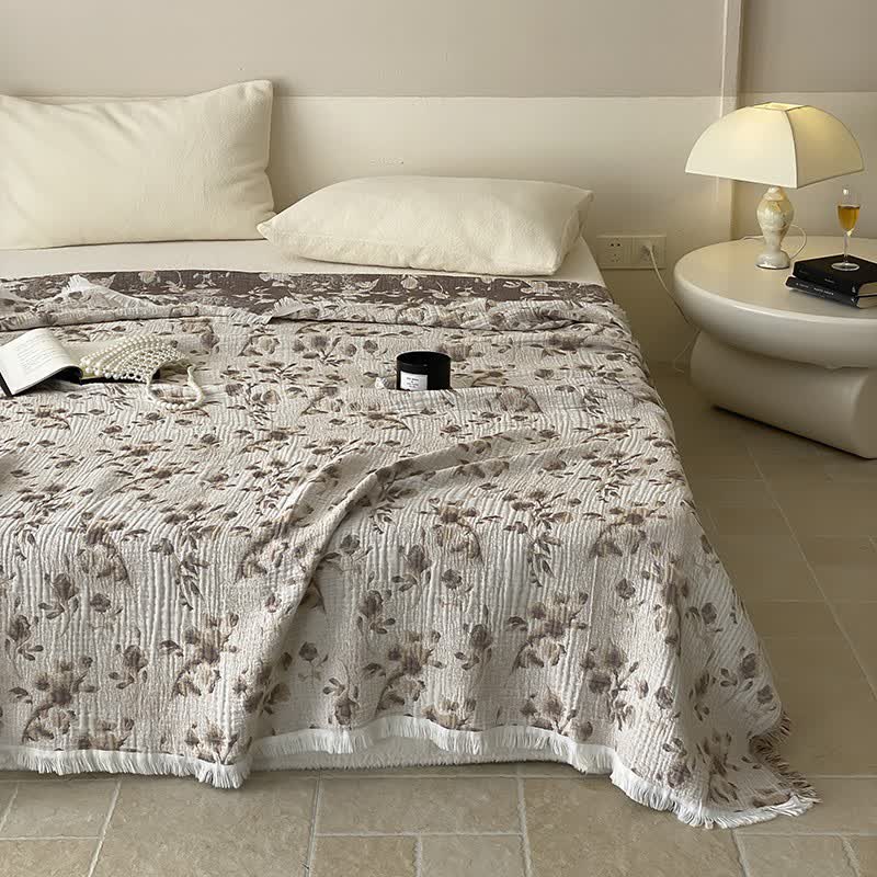 Couette réversible en gaze de coton avec motif floral vintage et pompons