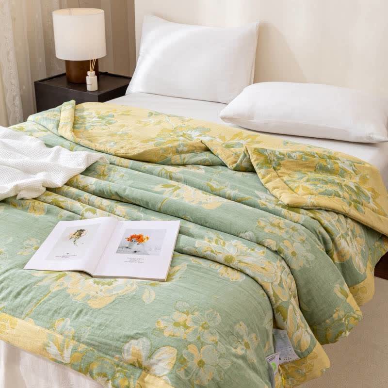 Couette en gaze de coton teintée en fil jacquard à motif floral