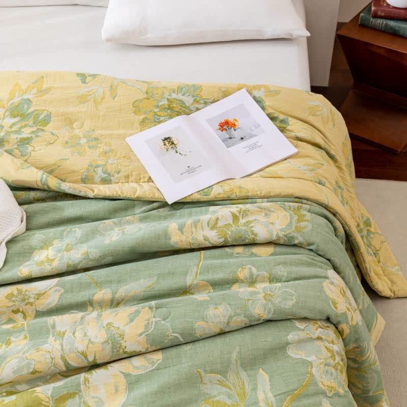 Couette en gaze de coton teintée en fil jacquard à motif floral