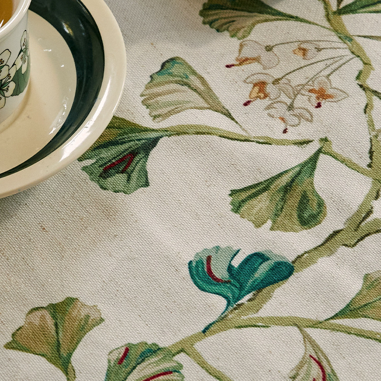 Nappe douce et imperméable à motif de feuilles de ginkgo pastorales