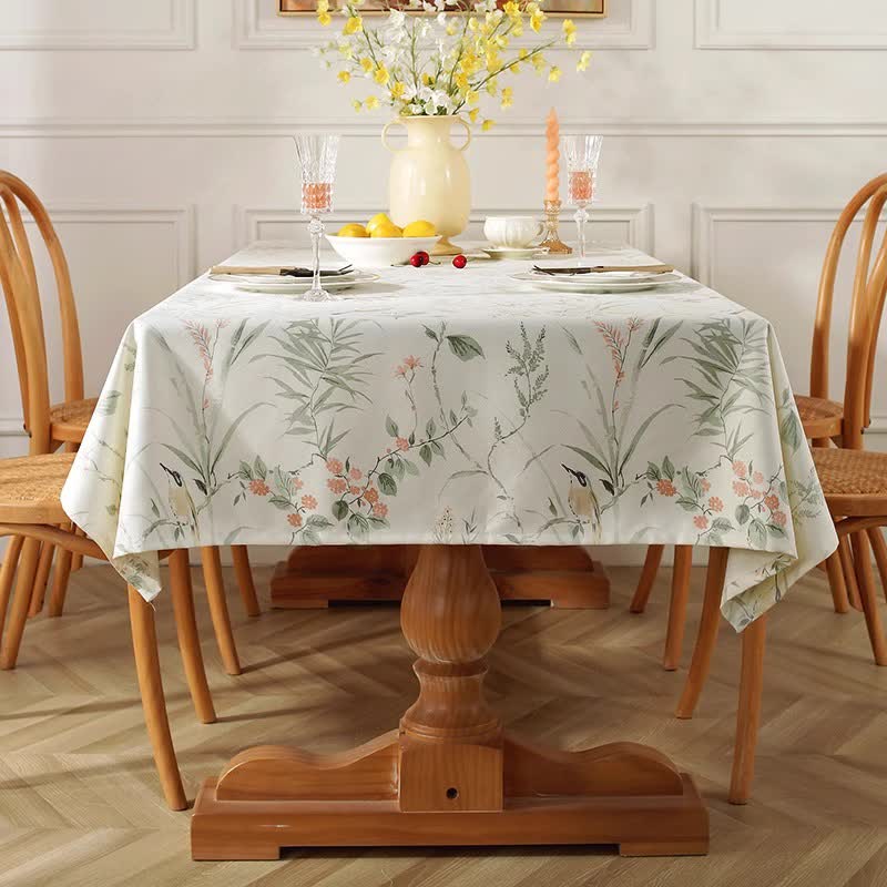Nappe imperméable et anti-plis motif pie pastorale