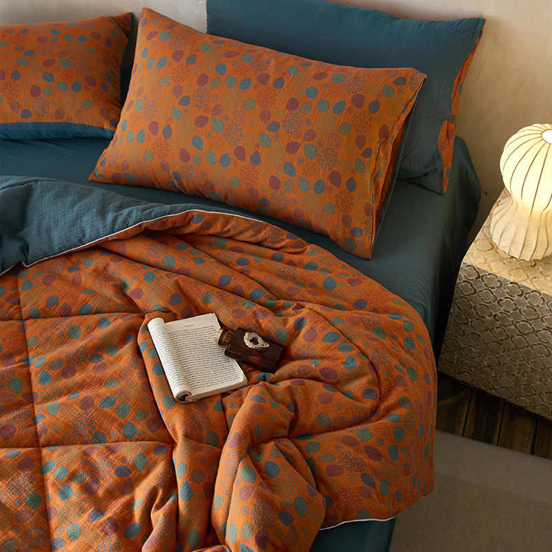Linge de lit confortable en gaze de coton avec motif de feuilles jacquard