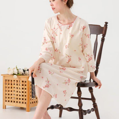 Chemise de nuit en gaze de coton douce avec fleurs de prunier