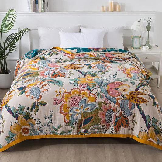 Couette réversible en gaze de coton avec un motif floral rustique
