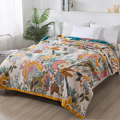 Couette réversible en gaze de coton avec un motif floral rustique